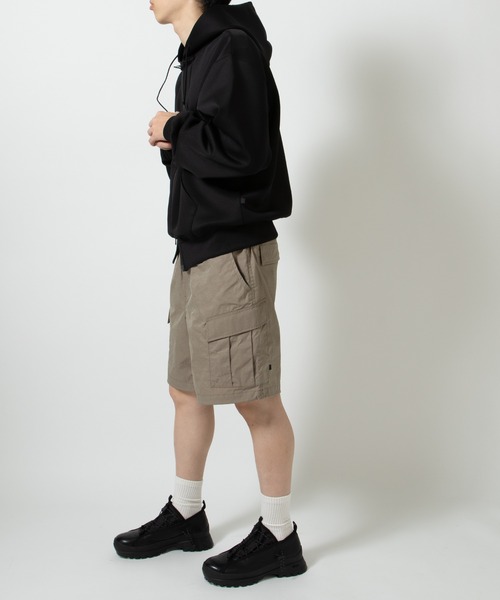 DAIWA PIER39（ダイワピア39）の「DAIWA PIER39 TECH SCUBA KNIT FULLZIP PARKA BE-41026（パーカー・メンズ・ブラック・X-LARGE/SMALL/MEDIUM/LARGE）」の7枚目の写真