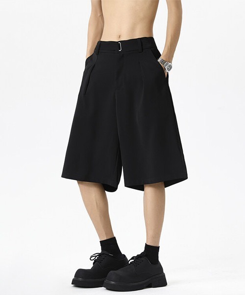 Ressaca(レサーカ)の「ルーズシルエットタックワイドスラックスショートパンツ(スラックス・メンズ・ブラック・M/L)」の3枚目の写真