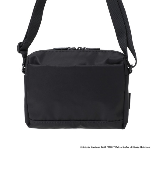 Manhattan Portage BLACK LABEL(マンハッタンポーテージ ブラックレーベル)の「WOOSTER SHOULDER BAG VER 2 TWL POKEMON(ショルダーバッグ・メンズ・ブラック・X-SMALL)」の4枚目の写真