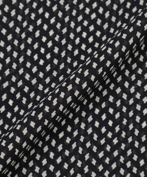 MACKINTOSH LONDON(マッキントッシュ ロンドン)の「【WEB・一部店舗限定】フラグメントプリントブラウス(シャツ/ブラウス・レディース・オフホワイト/ブラック・38/40)」の11枚目の写真