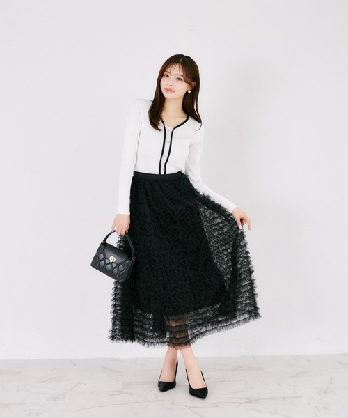 tocco closet(トッコ クローゼット)の「【ZOZO限定】フロントオープンライクバイカラーリブニットトップス(ニット/セーター・レディース・ネイビー×ホワイト/ホワイト×ブラック・M)」の4枚目の写真