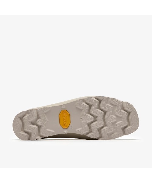 Clarks(クラークス)の「クラークス【Clarks】- ワラビーゴアテックス レザーシューズ 防水【Wallabee.GTX (WOMENS) White Leather 26185605】(モカシン/デッキシューズ・レディース・ホワイト・24.0cm/24.5cm/23.0cm/23.5cm)」の4枚目の写真