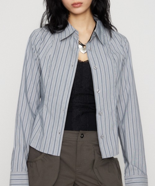 LAGUA GEM(ラグアジェム)の「MULTI STRIPE シャツ(シャツ/ブラウス・レディース・ライトブルー/アイボリー・FREE)」の2枚目の写真
