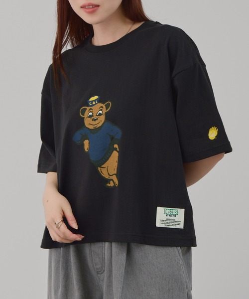 DISCUS(ディスカス)の「【DISCUS】アソートグラフィックプリント クルーネック半袖Tシャツ(Tシャツ/カットソー・レディース・ブラック/ホワイト系その他3/ブラック系1/ホワイト系その他/スミクロ/ホワイト系その他2/ネイビー/ホワイト・M/L)」の8枚目の写真