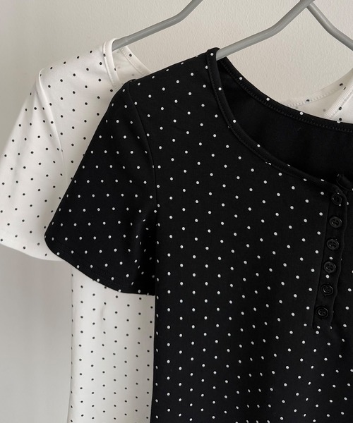 callautia(カラウティア)の「ヘンリーネックトップス(Tシャツ/カットソー・レディース・ホワイト/ブラック/ブラック系その他/ホワイト系その他・MEDIUM/SMALL)」の22枚目の写真