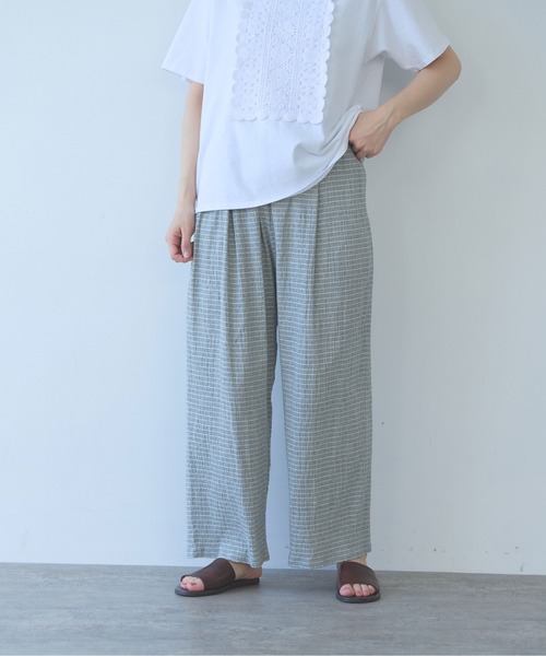 yuni(ユニ )の「高島ちぢみマルチボーダーeasy pants(その他パンツ・レディース・ベージュ/ブルー・FREE)」の18枚目の写真