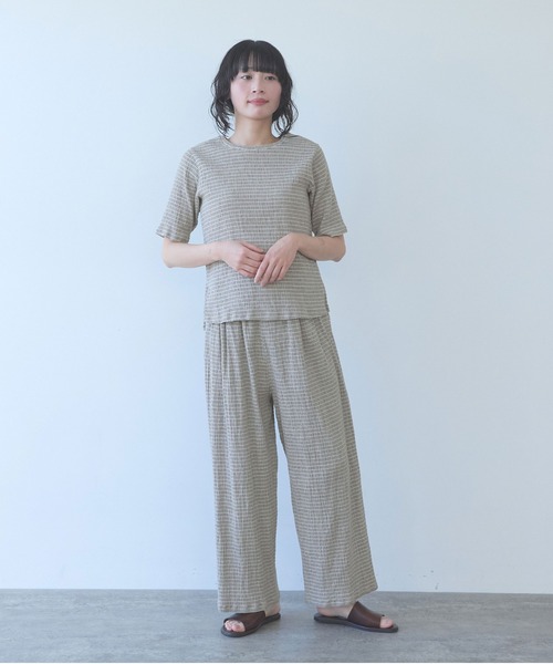 yuni(ユニ )の「高島ちぢみマルチボーダーeasy pants(その他パンツ・レディース・ベージュ/ブルー・FREE)」の8枚目の写真