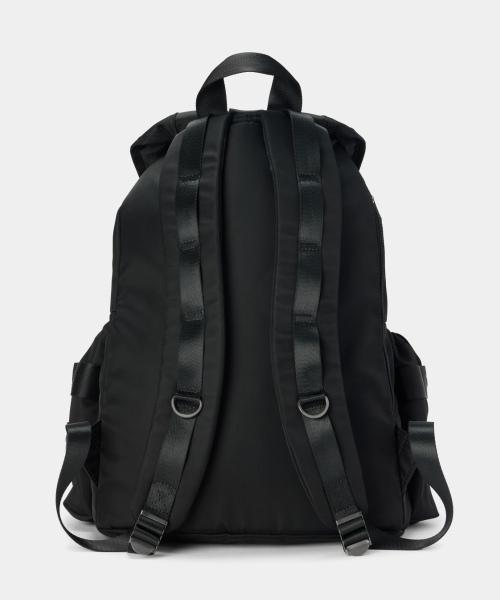 MAISON MINED（メゾンミネド）の「EYELET THREE-POCKET BUCKLE BACKPACK BLACK（バックパック/リュック・メンズ・その他・FREE）」の8枚目の写真