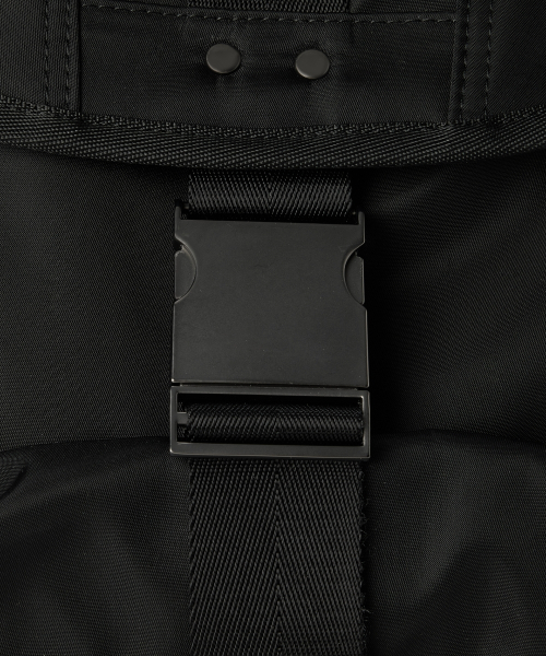 MAISON MINED（メゾンミネド）の「EYELET THREE-POCKET BUCKLE BACKPACK BLACK（バックパック/リュック・メンズ・その他・FREE）」の10枚目の写真