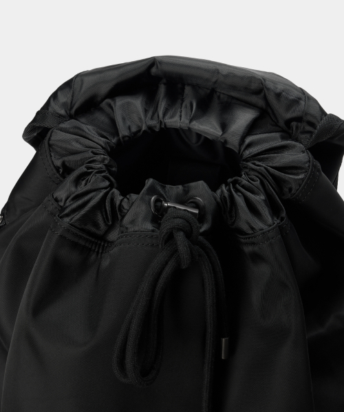 MAISON MINED（メゾンミネド）の「EYELET THREE-POCKET BUCKLE BACKPACK BLACK（バックパック/リュック・メンズ・その他・FREE）」の12枚目の写真