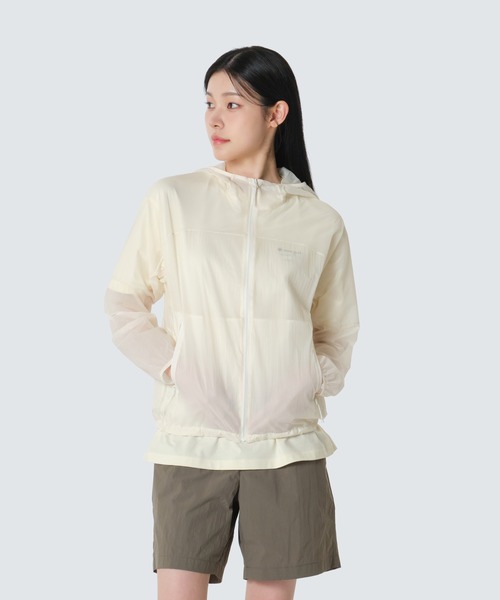 Snow Peak(スノーピーク)の「Snow Peak / Picolite UL Wmns Windbreaker ピコライト ウィンドブレーカー 海外限定(マウンテンパーカー・レディース・ミント/カーキ/オフホワイト・M/S/L)」の7枚目の写真