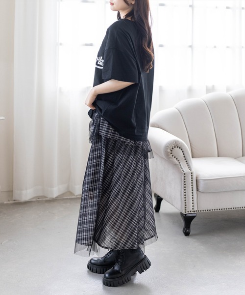 CLEAR BASIC（クリアベーシック）の「【4色展開】カレッジロゴビックTシャツ［骨格ナチュラル／カジュアル／ストリート／ラフ／メンズライク］（Tシャツ/カットソー・レディース・イエロー/ホワイト系その他/ブラック/ホワイト系その他2・F）」の14枚目の写真