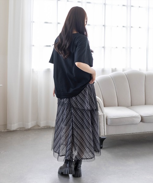 CLEAR BASIC（クリアベーシック）の「【4色展開】カレッジロゴビックTシャツ［骨格ナチュラル／カジュアル／ストリート／ラフ／メンズライク］（Tシャツ/カットソー・レディース・イエロー/ホワイト系その他/ブラック/ホワイト系その他2・F）」の12枚目の写真