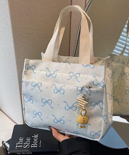 Mignonjour(ミニョンジュール)の「Mignonjour/リボンミニトートバッグ M2928(トートバッグ・レディース・ブラック/ブルー・FREE)」の2枚目の写真