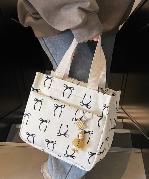 Mignonjour(ミニョンジュール)の「Mignonjour/リボンミニトートバッグ M2928(トートバッグ・レディース・ブラック/ブルー・FREE)」の4枚目の写真