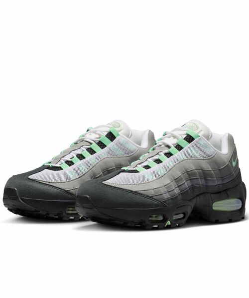 NIKE（ナイキ）の「ナイキ エア マックス 95 ビッグ バブル ウィメンズシューズ / Nike Air Max 95 Big Bubble Women's Shoes HJ5996-005 Black/Fresh Mint（スニーカー・レディース・ブラック・24.5/24/23.5/23/26/25.5/22/25）」の6枚目の写真