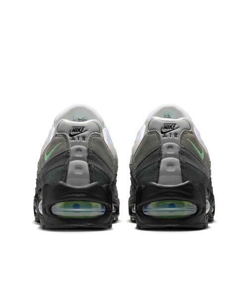 NIKE（ナイキ）の「ナイキ エア マックス 95 ビッグ バブル ウィメンズシューズ / Nike Air Max 95 Big Bubble Women's Shoes HJ5996-005 Black/Fresh Mint（スニーカー・レディース・ブラック・24.5/24/23.5/23/26/25.5/22/25）」の7枚目の写真