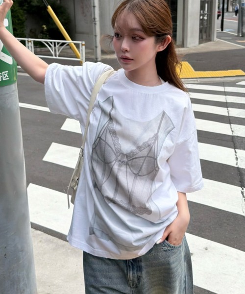 RAY CASSIN(レイカズン)の「ロゴルーズビッグTシャツ(Tシャツ/カットソー・レディース・ホワイト系その他2/ホワイト系その他3/ブラック系その他2/ライトグレー・FREE)」の1枚目の写真