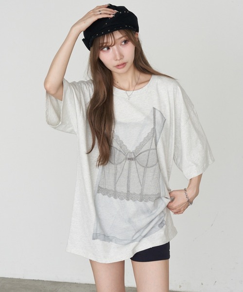 RAY CASSIN(レイカズン)の「ロゴルーズビッグTシャツ(Tシャツ/カットソー・レディース・ホワイト系その他2/ホワイト系その他3/ブラック系その他2/ライトグレー・FREE)」の4枚目の写真
