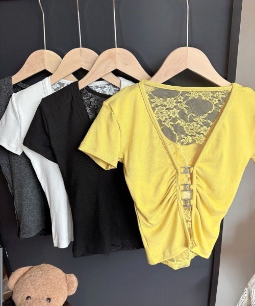 REMUR(レミュール)の「バックレースベルトTシャツ(Tシャツ/カットソー・レディース・イエロー/グレー/ホワイト/ブラック・FREE)」の9枚目の写真