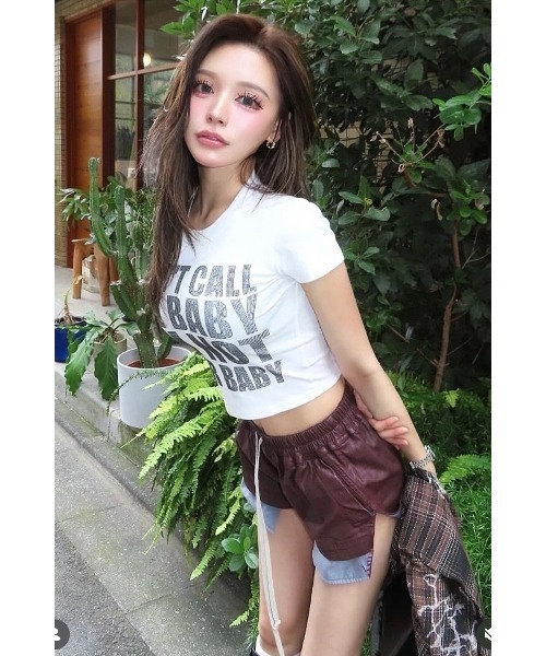 SupBaby by SUPPLIER(サプベイビーバイサプライヤー)の「Tシャツ|I'm Not Your Baby Cropped Tee|SupBaby by SUPPLIER(Tシャツ/カットソー・レディース・ブラック/ホワイト・MEDIUM/SMALL)」の16枚目の写真