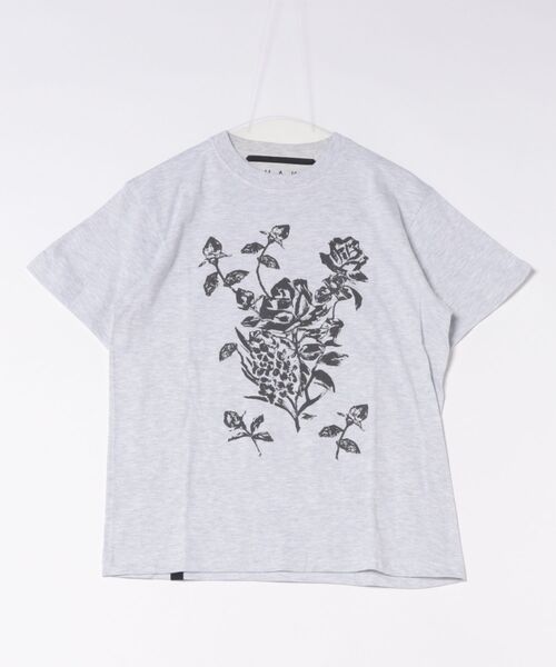 H.A.K(ハク)の「5.6オンスコットン天竺ローズモチーフプリントTシャツ(Tシャツ/カットソー・レディース・ブラック/ライトグレー/ホワイト/ピンク・1/0)」の1枚目の写真
