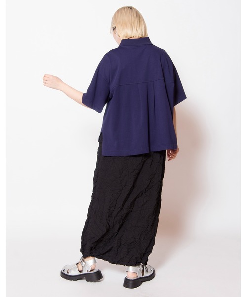 OSMOSIS(オズモーシス)の「ポロカラープリントプルオーバー(Tシャツ/カットソー・レディース・ネイビー/ブラック/アイボリー・ONE SIZE)」の20枚目の写真