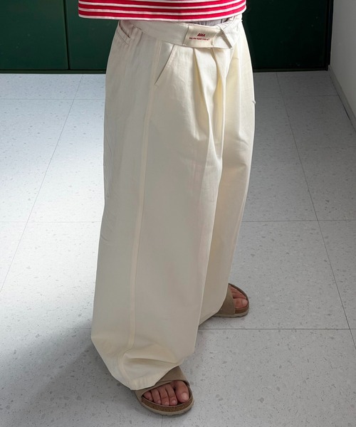 SELAN(セラン)の「【ユニセックス】ウエストネーム2タックワイドストレートチノパンツ(チノパンツ・メンズ・オフホワイト/ベージュ・MEDIUM/SMALL/LARGE)」の15枚目の写真
