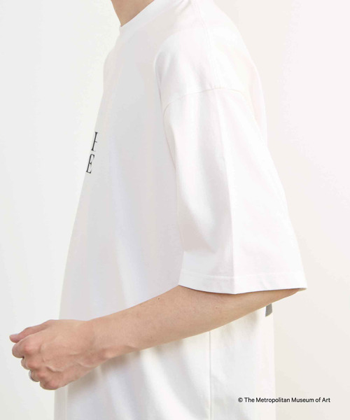 MEN'S MELROSE(メンズメルローズ)の「《コラボレーション》The Met × MEN'S MELROSE / コンテンポラリーアート プリントTシャツ(Tシャツ/カットソー・メンズ・ホワイト系その他4/ホワイト系その他2/ホワイト系その他/ホワイト系その他3・1/4/3)」の19枚目の写真