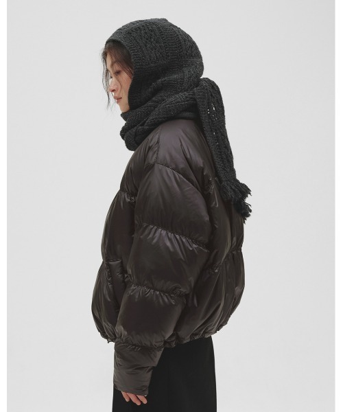 TODAYFUL(トゥデイフル)の「Cable Hoodie Muffler(マフラー・レディース・チャコールグレー/モカ・FREE)」の4枚目の写真