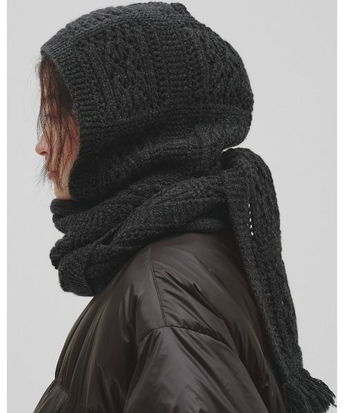 TODAYFUL(トゥデイフル)の「Cable Hoodie Muffler(マフラー・レディース・チャコールグレー/モカ・FREE)」の6枚目の写真