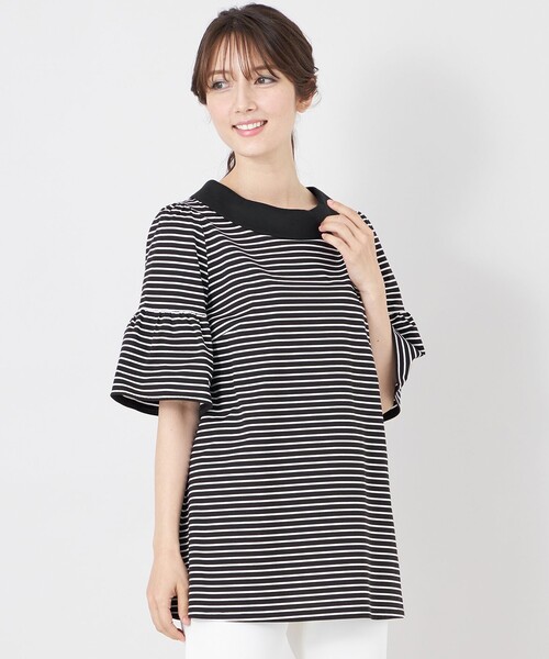 TO BE CHIC(トゥー ビー シック)の「デザインネック ボーダーチュニック(Tシャツ/カットソー・レディース・オフホワイト/チャコールグレー・40)」の2枚目の写真