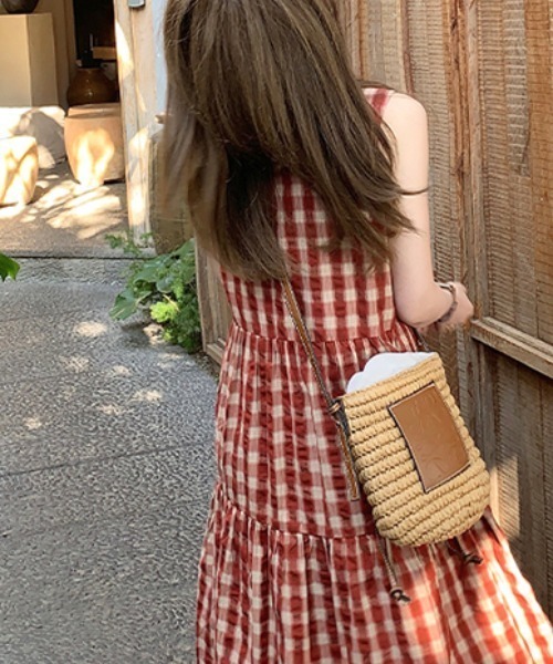 FAVORITO（ファヴォリート）の「チェック柄ノースリーブワンピース（ワンピース・レディース・レッド・F）」の4枚目の写真