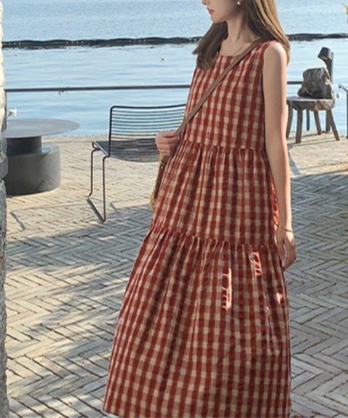 FAVORITO（ファヴォリート）の「チェック柄ノースリーブワンピース（ワンピース・レディース・レッド・F）」の3枚目の写真