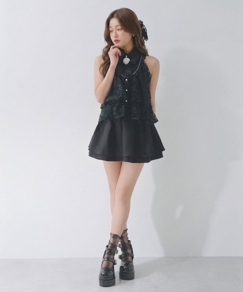 Diable baiser(ディアブルベーゼ)の「バラコサージュ付総レースティアードブラウス(シャツ/ブラウス・レディース・ホワイト/アイボリー/ブラック・FREE)」の13枚目の写真