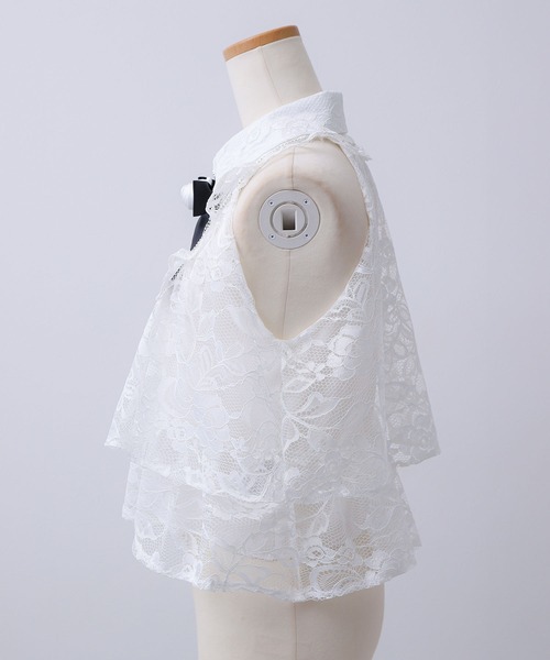 Diable baiser(ディアブルベーゼ)の「バラコサージュ付総レースティアードブラウス(シャツ/ブラウス・レディース・ホワイト/アイボリー/ブラック・FREE)」の19枚目の写真