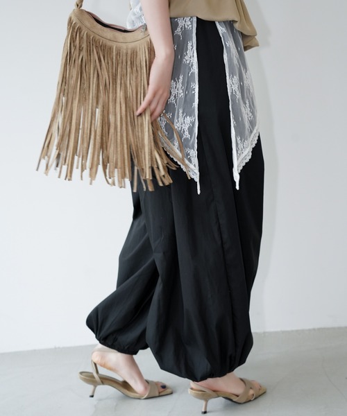 chuclla(チュクラ)の「バルーンシルエットワイドパンツ chw26s364(その他パンツ・レディース・ブラック・S/M/L)」の6枚目の写真