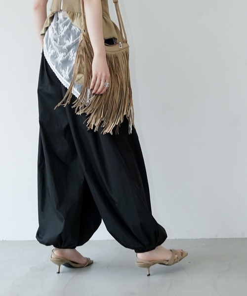 chuclla(チュクラ)の「バルーンシルエットワイドパンツ chw26s364(その他パンツ・レディース・ブラック・S/M/L)」の9枚目の写真