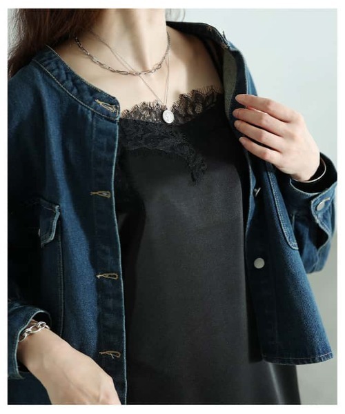 Sawa a la mode(サワアラモード)の「アシンメトリーサテンレースキャミソール(キャミソール・レディース・ブラック/アイボリー・FREE)」の5枚目の写真