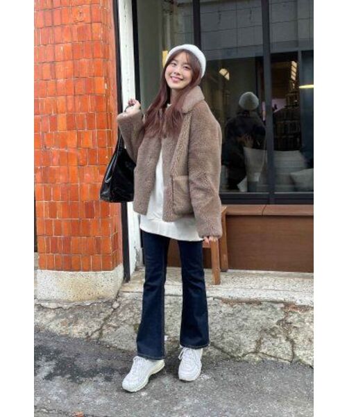 LEFTSEOUL（レフトソウル）の「リアルウールデイリージャケット [ダークベージュ]（ムートンコート・レディース・その他・MEDIUM/SMALL）」の14枚目の写真