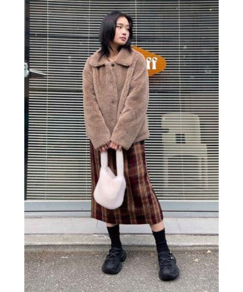 LEFTSEOUL（レフトソウル）の「リアルウールデイリージャケット [ダークベージュ]（ムートンコート・レディース・その他・MEDIUM/SMALL）」の15枚目の写真