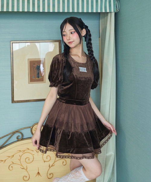 Lovilyn(ラヴィリン)の「チュールレースベロアスカート(スカート・レディース・ブラウン/ホワイト・SMALL/MEDIUM)」の12枚目の写真