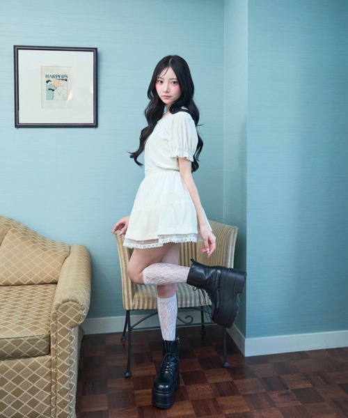Lovilyn(ラヴィリン)の「チュールレースベロアスカート(スカート・レディース・ブラウン/ホワイト・SMALL/MEDIUM)」の7枚目の写真