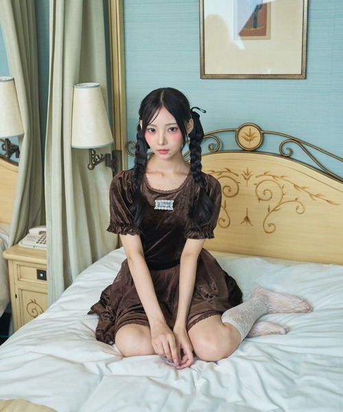 Lovilyn(ラヴィリン)の「チュールレースベロアスカート(スカート・レディース・ブラウン/ホワイト・SMALL/MEDIUM)」の18枚目の写真