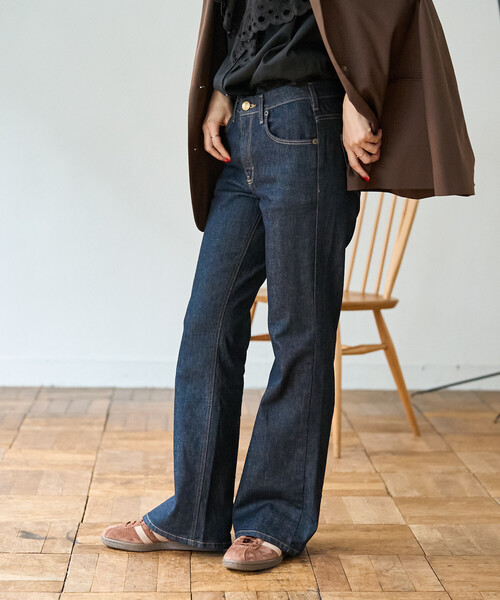 FREAK'S STORE（フリークスストア）の「SOMETHING × FREAK'S STORE/サムシング 別注 MID FLARE DENIM/別注ミッド フレアデニム（デニムパンツ・レディース・ネイビー/ブルー・SMALL/MEDIUM）」の11枚目の写真