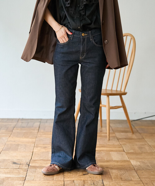 FREAK'S STORE（フリークスストア）の「SOMETHING × FREAK'S STORE/サムシング 別注 MID FLARE DENIM/別注ミッド フレアデニム（デニムパンツ・レディース・ネイビー/ブルー・SMALL/MEDIUM）」の14枚目の写真