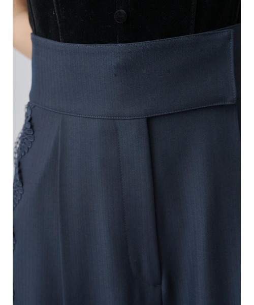 SNIDEL(スナイデル)の「【セットアップ対応】シンプルタックレーストリムパンツ(その他パンツ・レディース・チェック/ネイビー/グレー・0/1)」の9枚目の写真