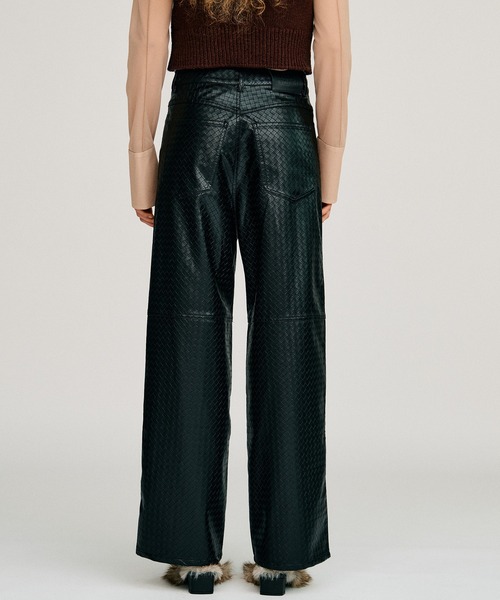 PRANK PROJECT(プランクプロジェクト)の「【2026Autumn Pre-Order】シンセテイックメッシュレザーストレートパンツ / Synthetic Mesh Leather Straight Pants(その他パンツ・レディース・マルチ・38/36/34)」の12枚目の写真