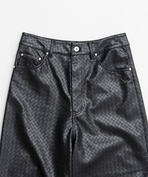 PRANK PROJECT(プランクプロジェクト)の「【2026Autumn Pre-Order】シンセテイックメッシュレザーストレートパンツ / Synthetic Mesh Leather Straight Pants(その他パンツ・レディース・マルチ・38/36/34)」の16枚目の写真