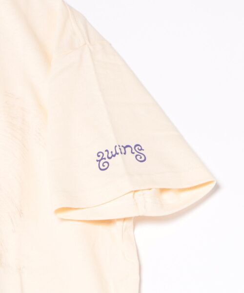 twins(nemne store)(ツインズ)の「Shih Tzu friendship tee(Tシャツ/カットソー・レディース・ライトイエロー/White・MEDIUM/SMALL)」の14枚目の写真